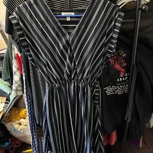 Monteau Black and White Striped V-Neck Top